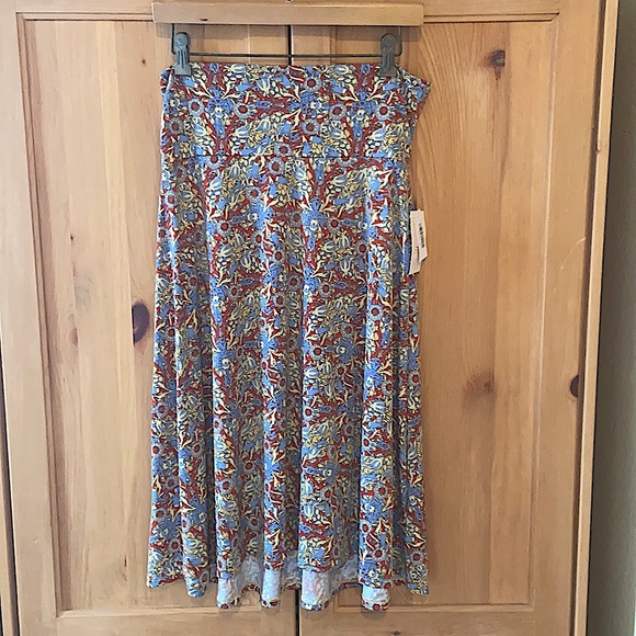 ~LuLaRoe~ Midi Skirt - Medium- New with Tags!